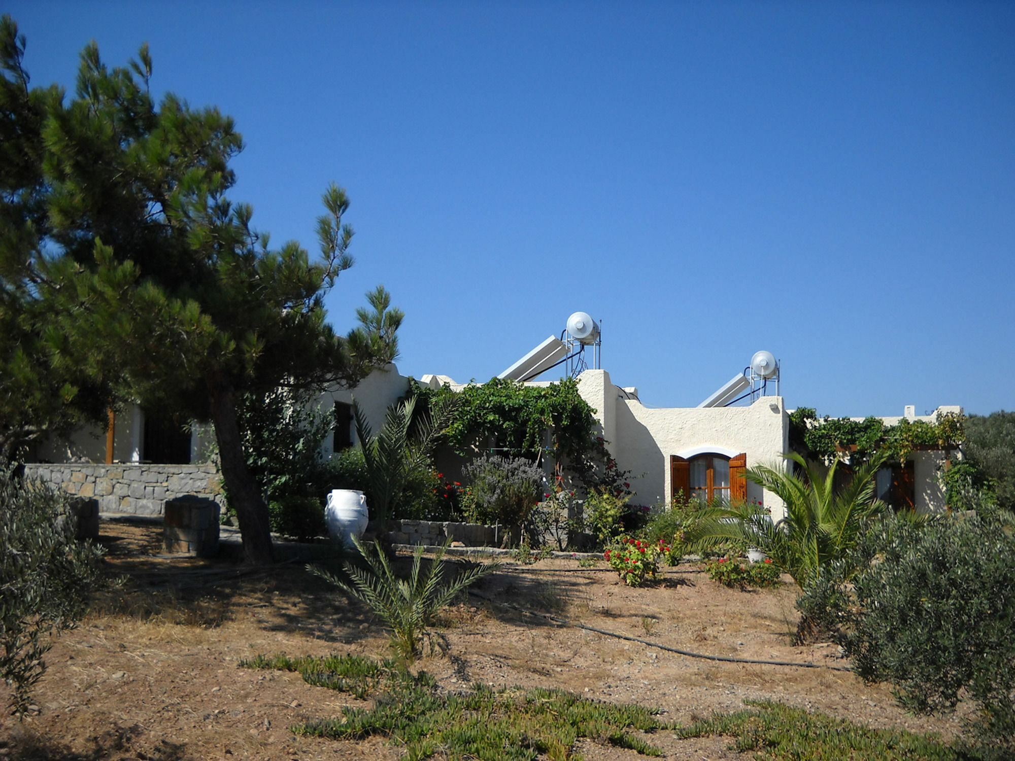 Porto Heli Apartments Palekastro Exterior photo